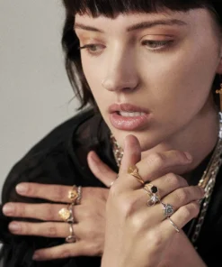 CLASSICS RELIC. Onyx Hexagon Ring - Silver