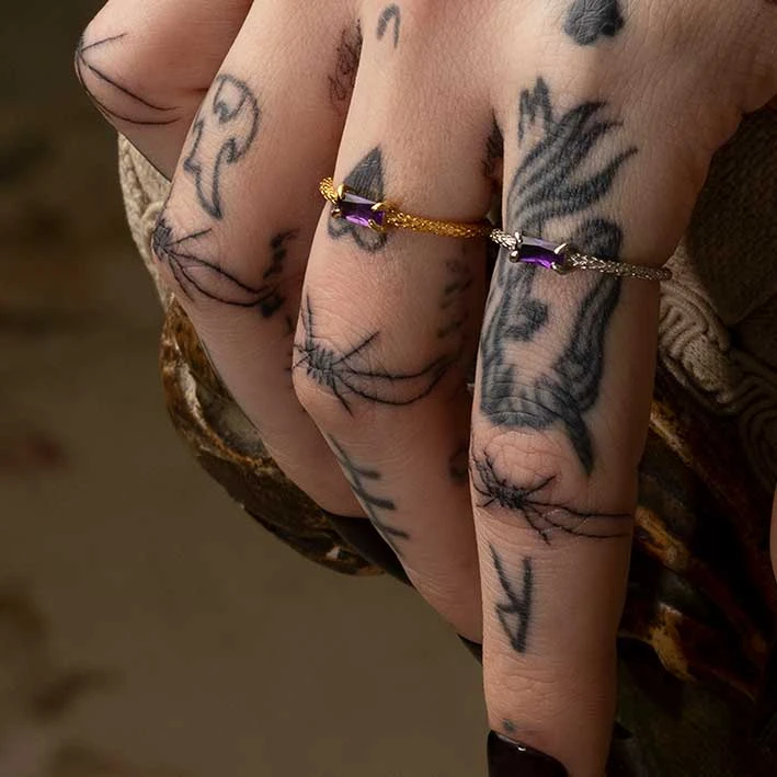 CLASSICS NYMPH. Amethyst Snake Skin Ring - Gold 2 CLASSICS NYMPH. Amethyst Snake Skin Ring - Gold