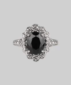 CLASSICS MARIA. Rose Wreath Onyx Silver Cocktail Ring