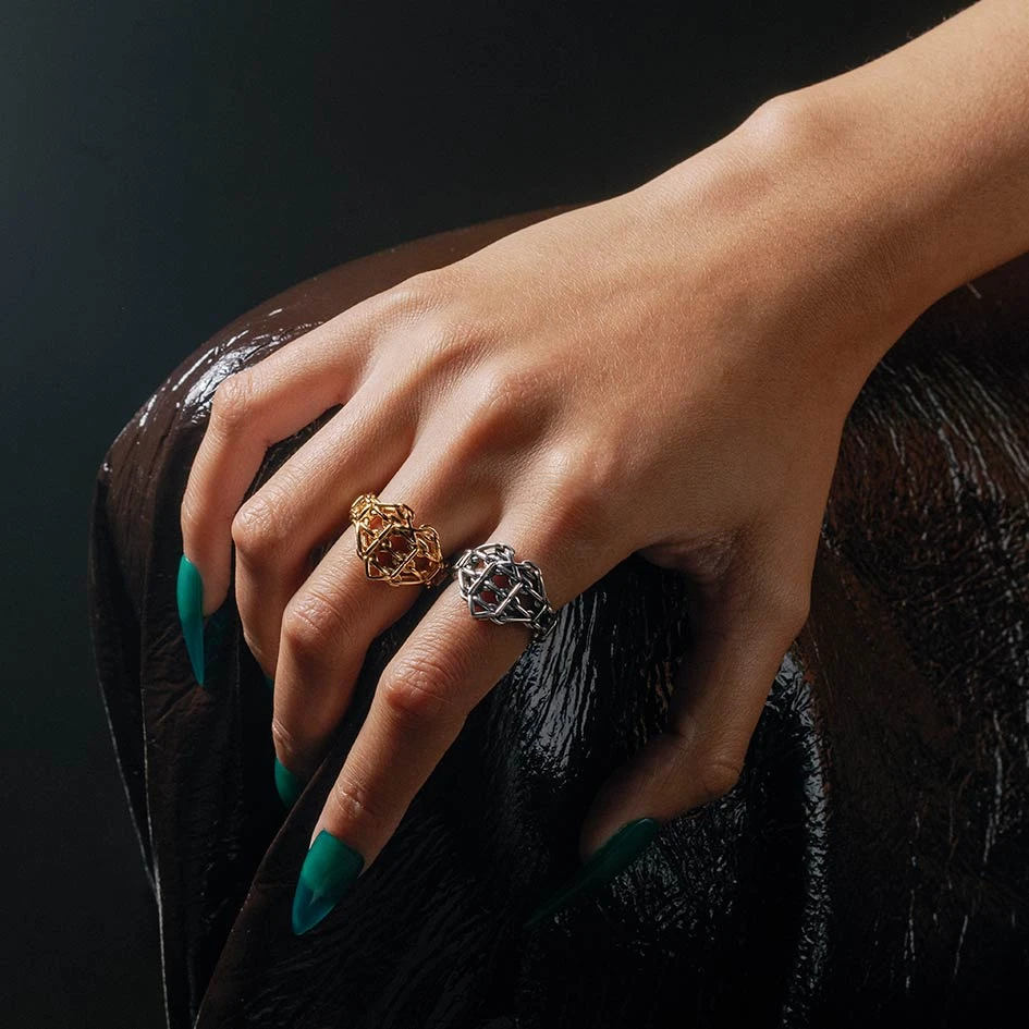 SS22 Rings The Supreme Heart Chain Ring - Silver 2 SS22 Rings The Supreme Heart Chain Ring - Silver