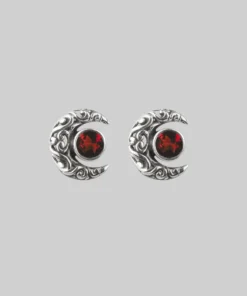 CLASSICS WISDOM. Silver Moon Crescent Earrings - Garnet