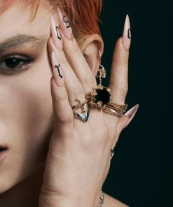 CLASSICS UTOPIA. Gold & Onyx Roses Ring Rings 11 CLASSICS UTOPIA. Gold & Onyx Roses Ring Rings