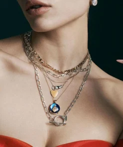 CLASSICS VIRTUE. Glass Sacred Heart Necklace - Gold