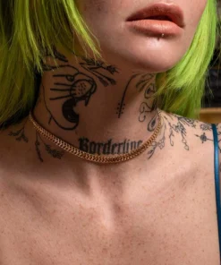 CLASSICS SOLACE. Wide Curb Chain Choker - Gold