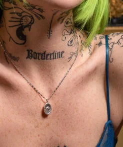 CLASSICS DAWN. Symbolic Sun Face Necklace - Silver