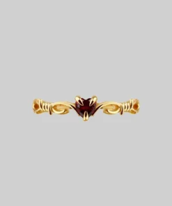 CLASSICS FATAL. Barbed Wire & Garnet Heart Ring - Gold