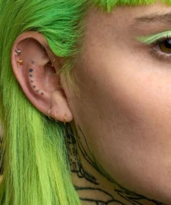 CLASSICS SURVIVAL. Symbolic Barbed Wire Stud Earring - Silver Earrings