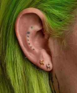 CLASSICS SURVIVAL. Symbolic Barbed Wire Stud Earrings - Gold