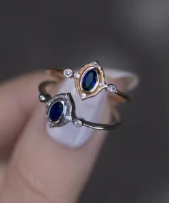 CLASSICS Rings HAWTHORNE. Detailed Royal Blue Gold Ring