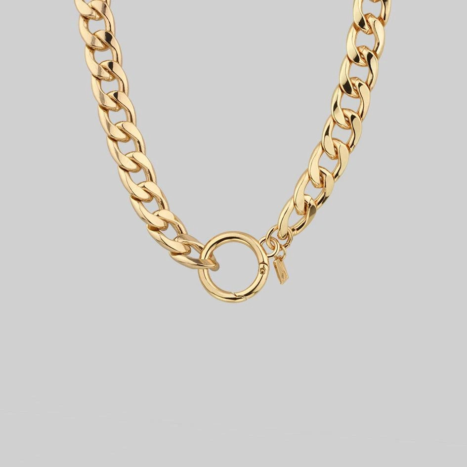 CLASSICS XO. Chunky Chain & Circle Clasp Necklace - Gold 1 CLASSICS XO. Chunky Chain & Circle Clasp Necklace - Gold