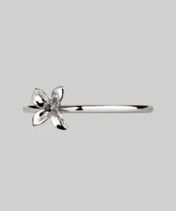 End Of Line Rings ISLA. Clematis Flower Ring - Silver