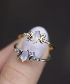 CLASSICS MOONDANCE. Opal & Cubic Zirconia Silver Ring