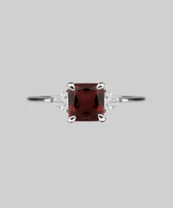 CLASSICS BETROTHAL. Garnet Silver Ring Rings