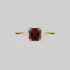 CLASSICS BETROTHAL. Garnet Gold Ring Rings