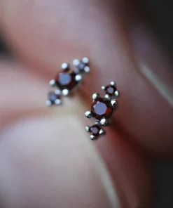 CLASSICS ROSEBUD. Garnet Trio Silver Stud Earrings