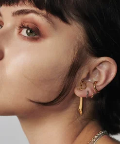 CLASSICS REVOLT. Garnet Sword Single Earring - Gold Earrings