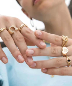 CLASSICS CELESTIAL. Two Moons Black Spinel Gold Ring