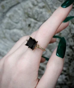 CLASSICS Rings BITTERSWEET. Double Serpent Onyx Ring - Gold 8 CLASSICS Rings BITTERSWEET. Double Serpent Onyx Ring - Gold