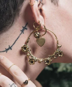 CLASSICS LAVISH. Wild Rose Hoop Earrings - Gold