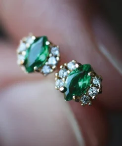 CLASSICS TALIA. Green Quartz Cluster Stud Gold Earrings