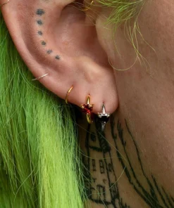 CLASSICS HEART & SOUL. Black Spinel Heart Hoop Earrings - Silver