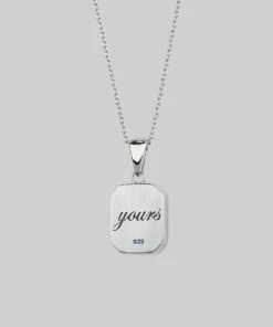 CLASSICS HEART KEEPER. Anatomical Heart Under Glass Necklace - Silver Necklaces & Chains