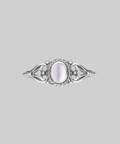 CLASSICS SEA GYPSY. Antique Mother Of Pearl Ring