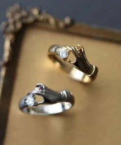 CLASSICS MILDRED. Disembodied Hand Silver Ring