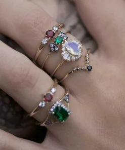 CLASSICS Rings CUPID. Black Spinel Chevron Gold Ring