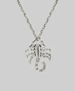 CLASSICS NOXIOUS. Scorpion Charm Necklace - Silver