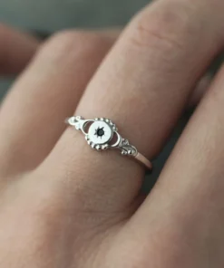 CLASSICS Rings STELLAR. Black Spinel Star Silver Ring