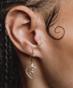 End Of Line MABEL. Teddy Bear Engraved Glass Heart Earrings - Gold