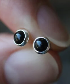 CLASSICS DARK SPRITE. Onyx Earrings - 4mm