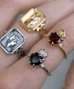 CLASSICS The Sacred Heart Black Spinel Ring - Gold Rings