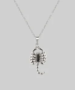 CLASSICS VELES. Scorpion Onyx Necklace - Silver