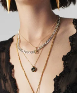 CLASSICS ROSE. Vintage Jet Black Glass Engraved Rose Pendant Necklace