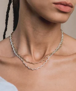 CLASSICS HARPER. Zig-Zag Chain Collar Necklace - Gold Necklaces & Chains